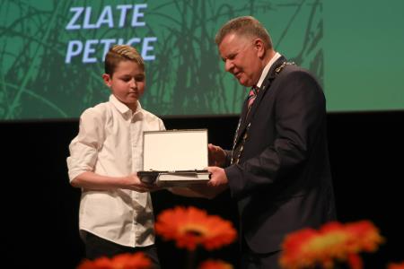 ZLATE PETICE 94 FOTO LJUBO VUKELIČ